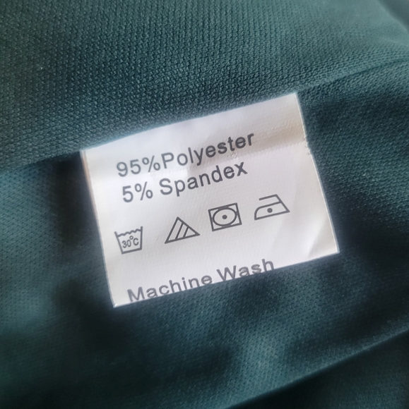 Sequined Bodycon Dress - Picture 8 of 8